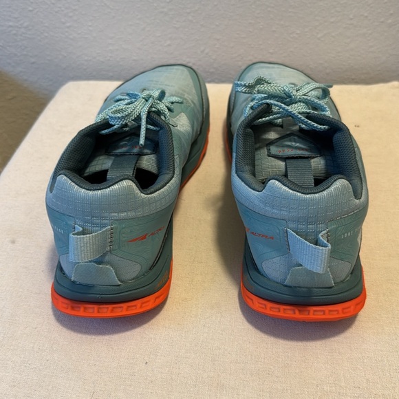 Altra Lone Peak 6, Women’s size 8. - Picture 2 of 6